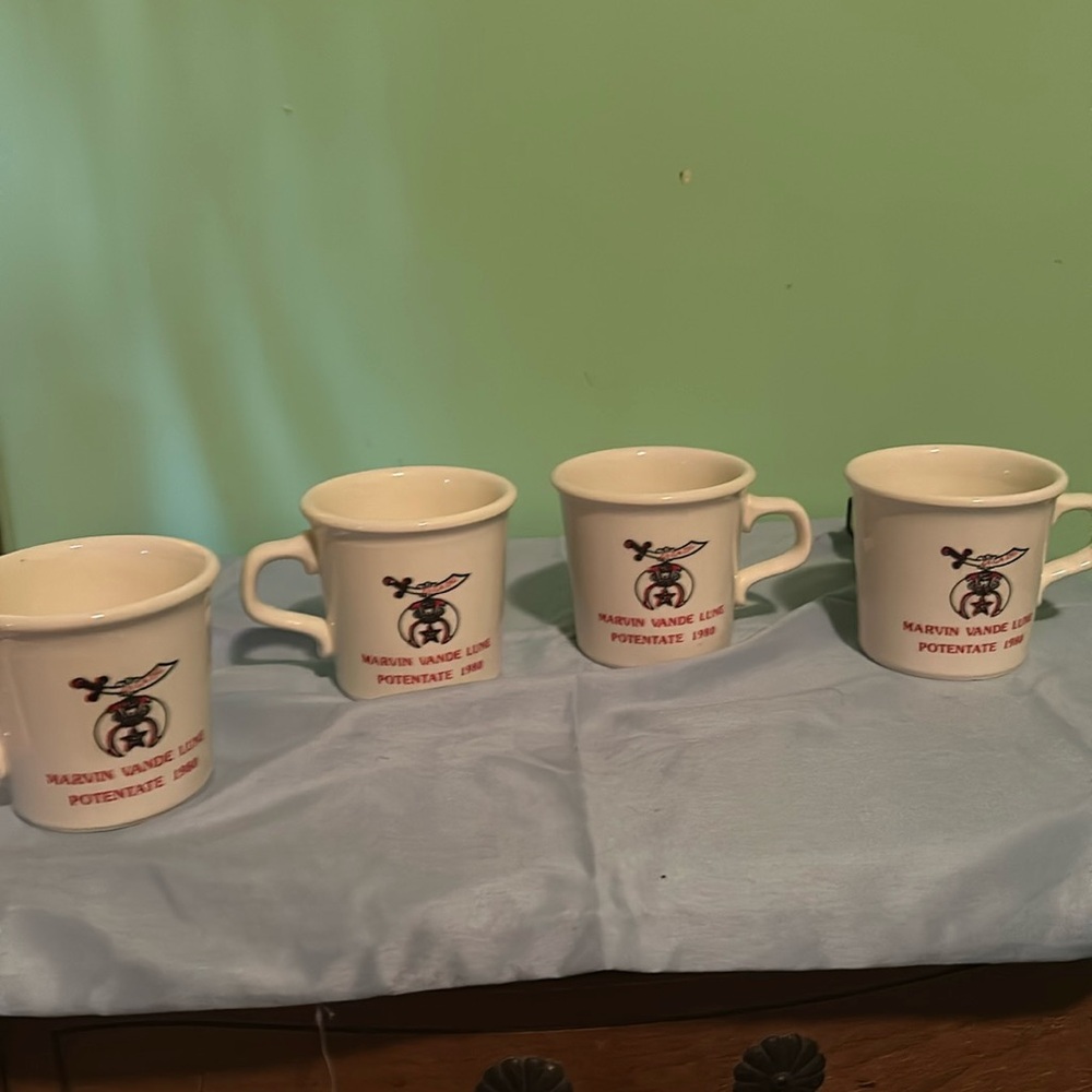 Set of coffee cups